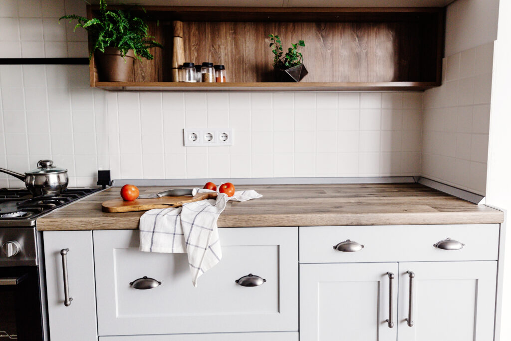 Open Shelving vs. Cabinets: Which Works Best for Small Kitchens?